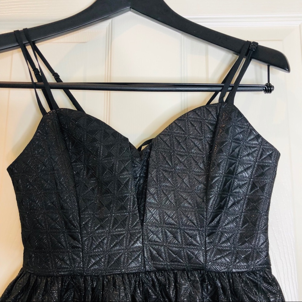 BCBGeneration metallic dress size 2 - Picture 6 of 7